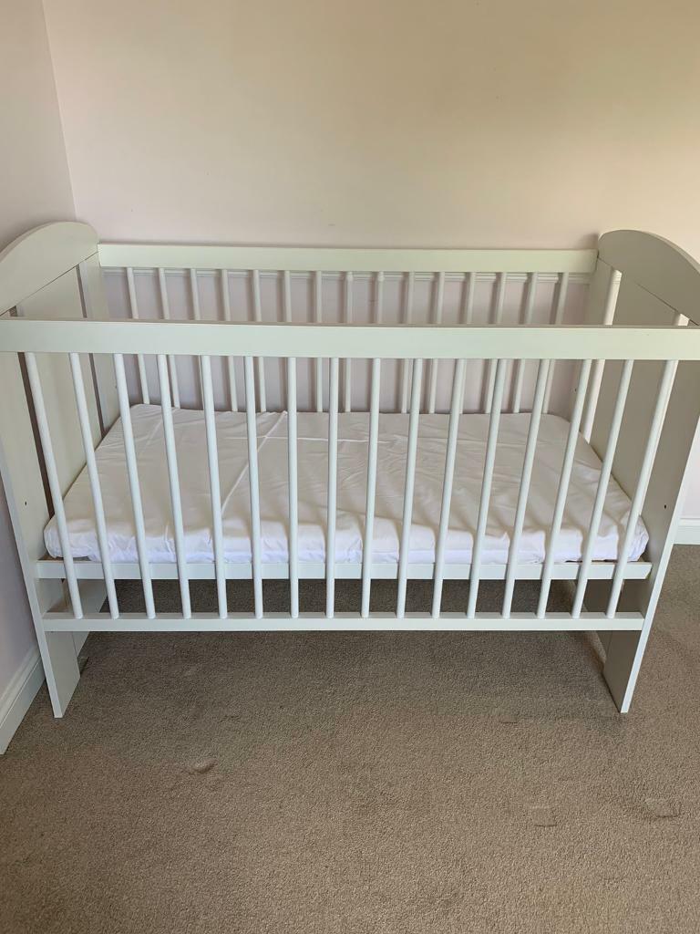 gumtree cot bed